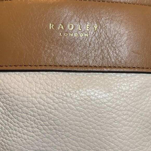 RADLEY London Brompton Mews - Medium Ziptop Satchel EUC - Picture 3 of 15
